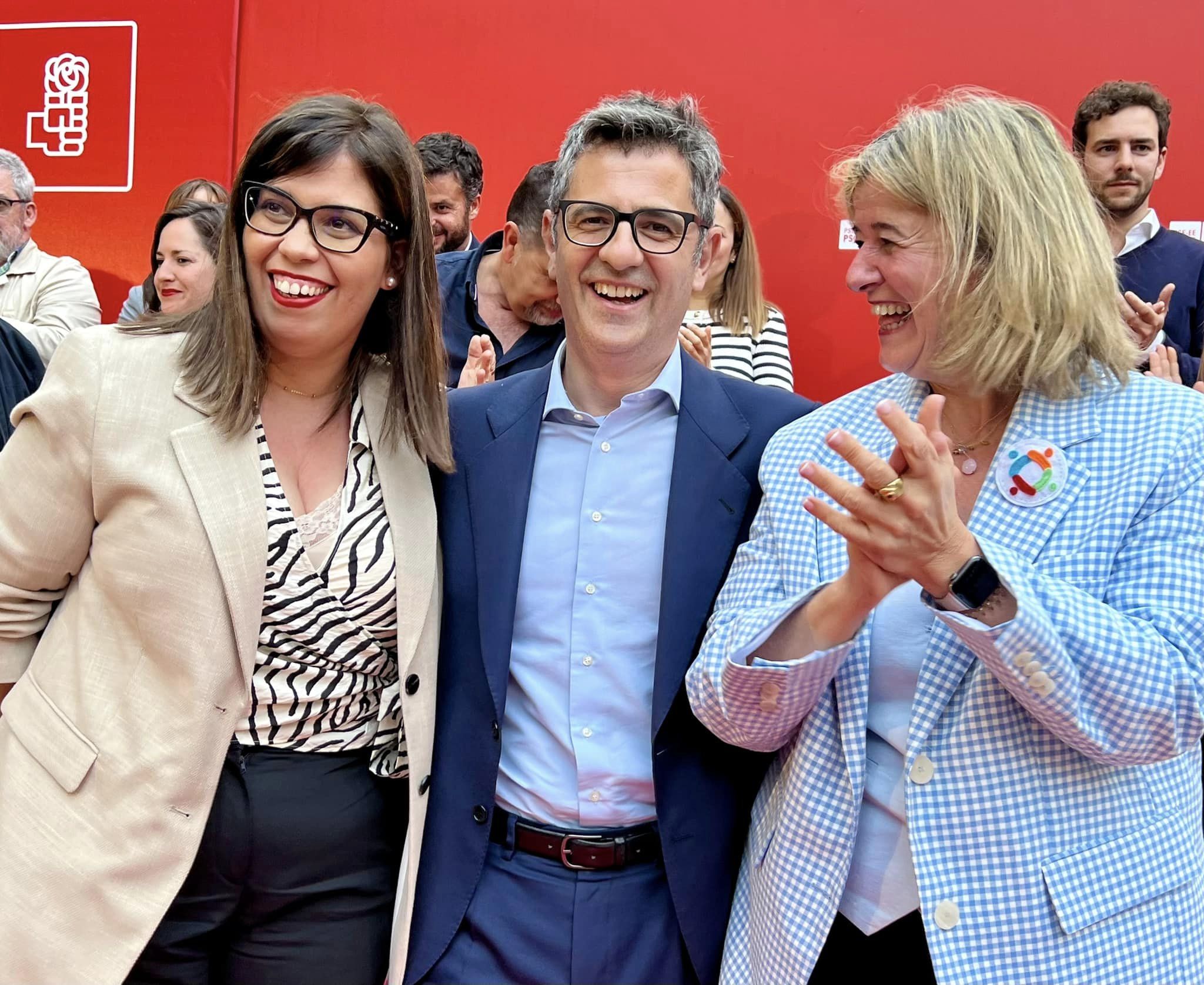 Presentación de la candidatura de Getxo, con Félix Bolaños, Carmen Díaz y Teresa Laespada